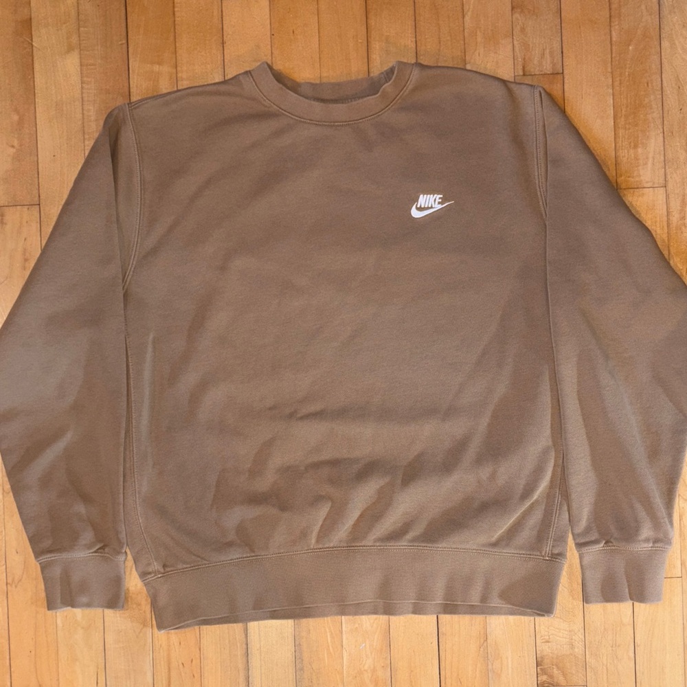 Nike Men's Carmel Crewneck Sweatshirt - Picture 1 of 6